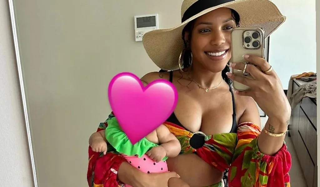 Cashmere Saint Newton