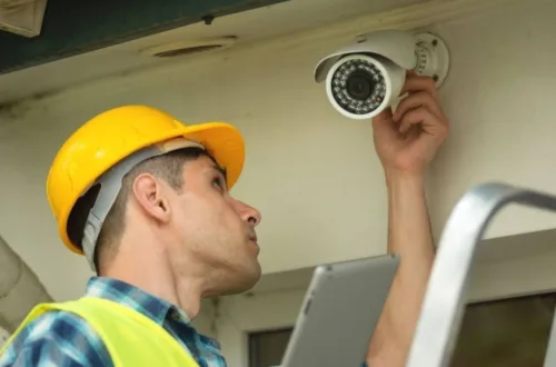 Why Expert Commercial Security Installation Is Crucial for Business Safety